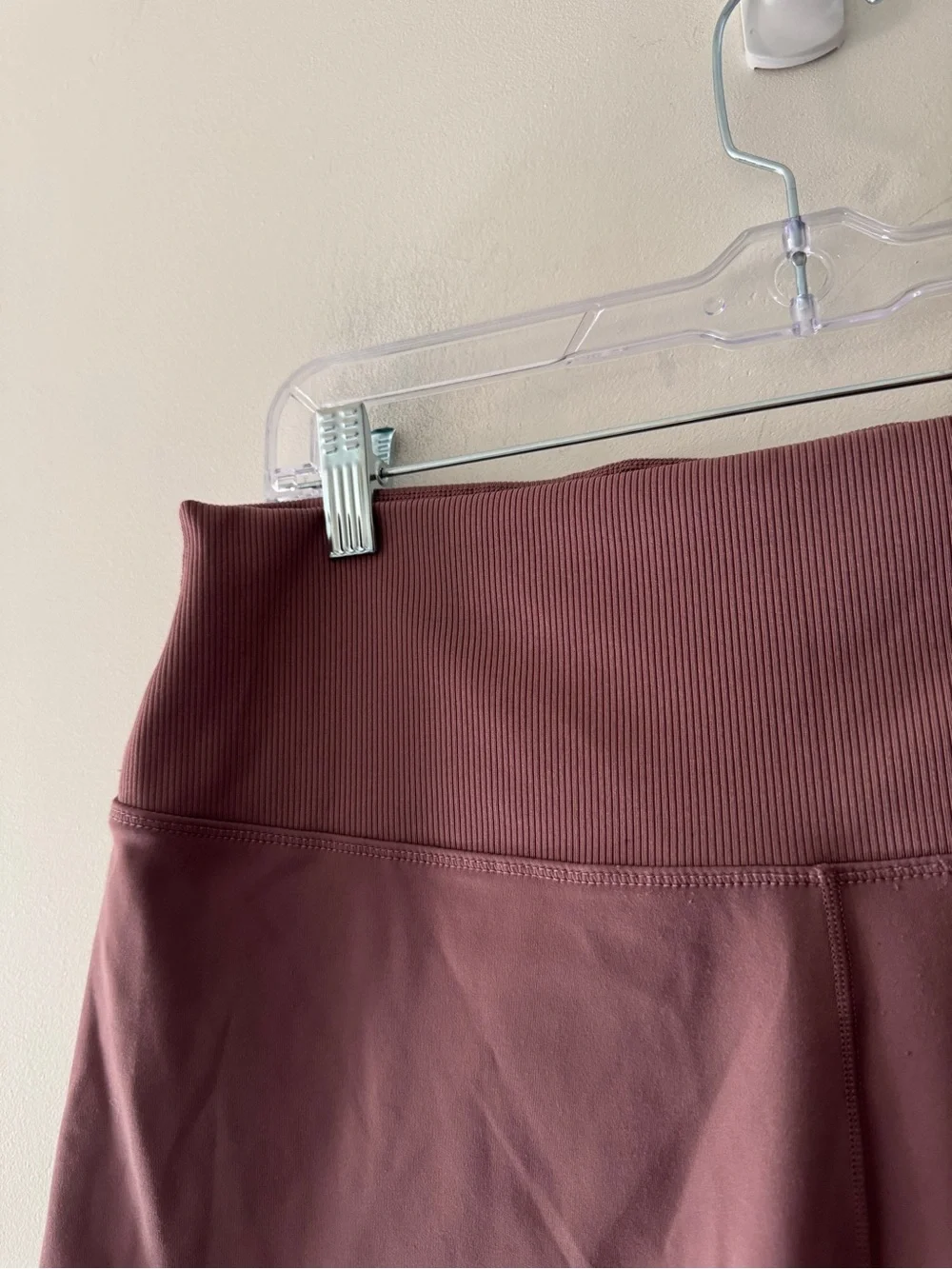 Nike One High Waist Biker Shorts 5‎ in Mauve Pink